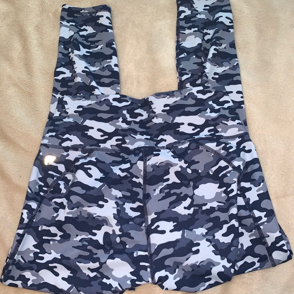 Fabletics 7/8 leggings